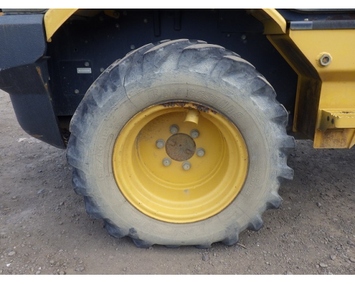 KOMATSU WA40-8