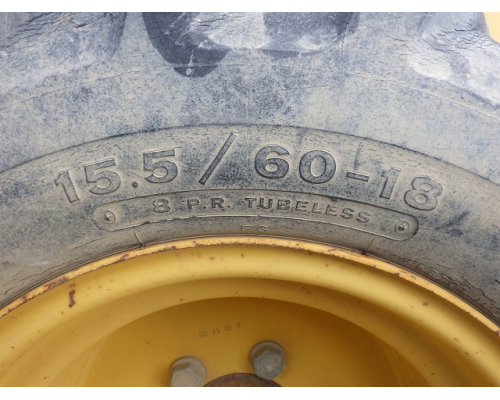 KOMATSU WA40-8