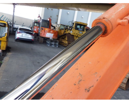 HITACHI ZX70-3