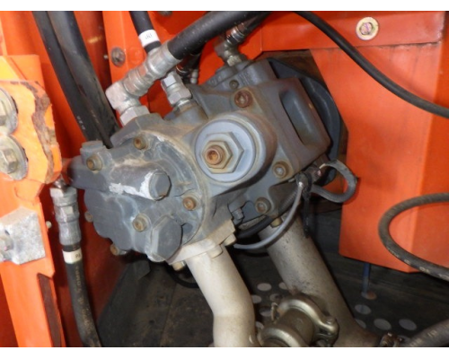HITACHI ZX70-3