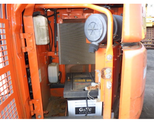 HITACHI ZX70-3