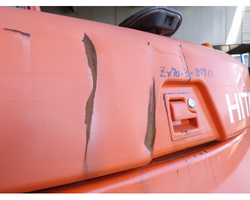 HITACHI ZX70-3