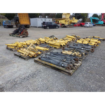 KOMATSU CYLINDER_Set