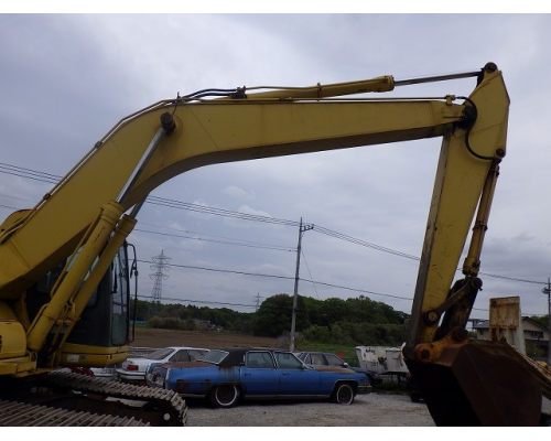 KOMATSU PC200-6E