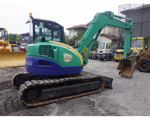 YANMAR VIO70-3
