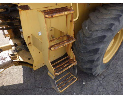 CAT 910K