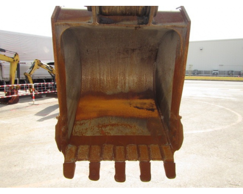 HITACHI ZH200-6
