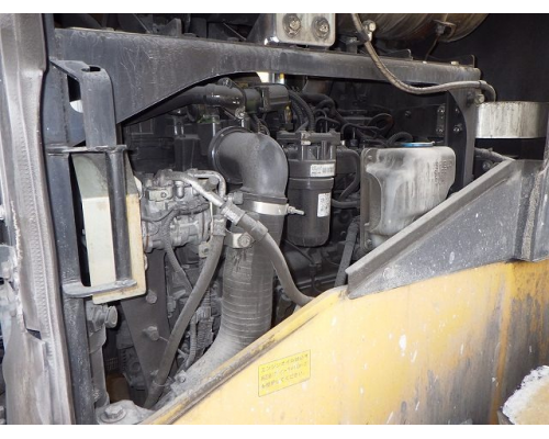 HITACHI ZW220-6