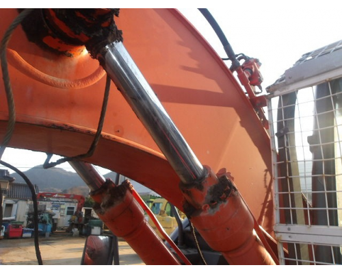 HITACHI ZX135US-3