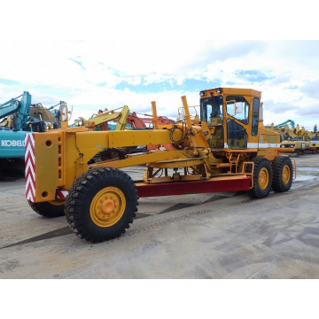 KOMATSU GD705A-4A