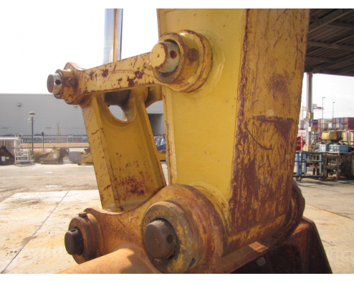 CAT 320D