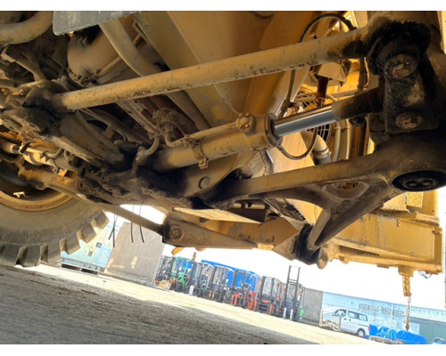 KOMATSU HD325-5
