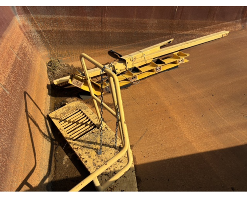 KOMATSU HD325-5