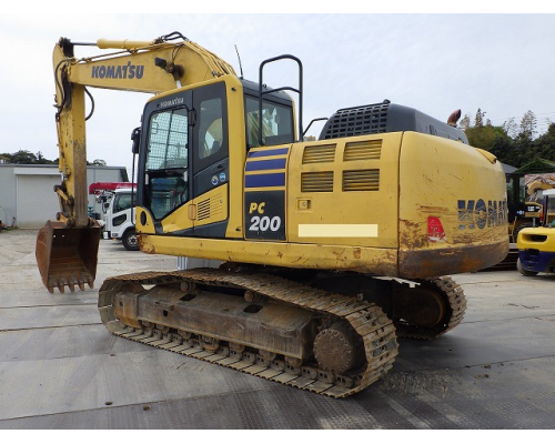 KOMATSU PC200-10