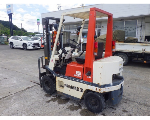 NISSAN NAH01M15