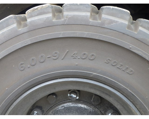 NISSAN UL02A25W