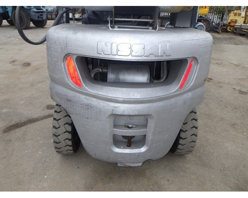 NISSAN UL02A25W