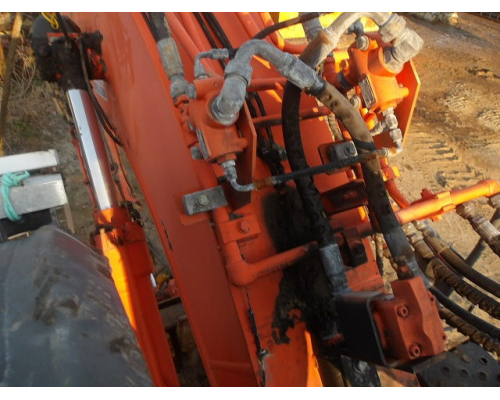 HITACHI ZX135US-3