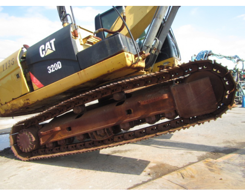CAT 320D