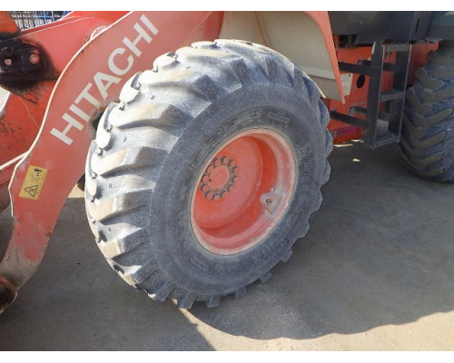 HITACHI ZW120