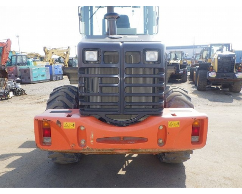 HITACHI ZW120