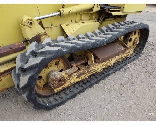 KOMATSU D20A-7