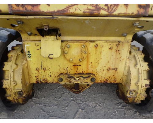 KOMATSU D20A-7