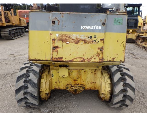 KOMATSU D20A-7