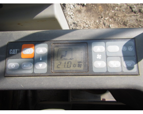 CAT 320D
