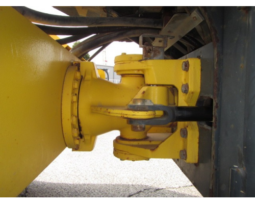 BOMAG BW211D-4