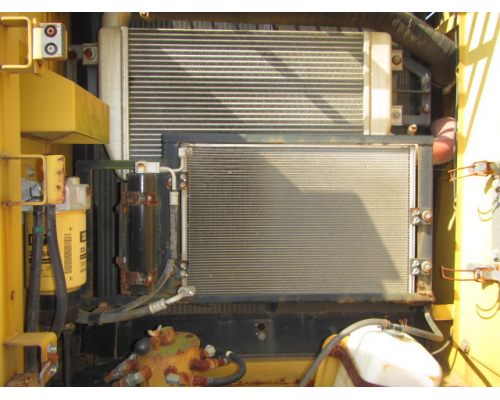 CAT 320D