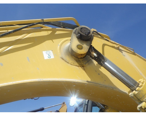 KOMATSU PC138US-10