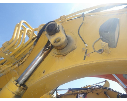 KOMATSU PC138US-10