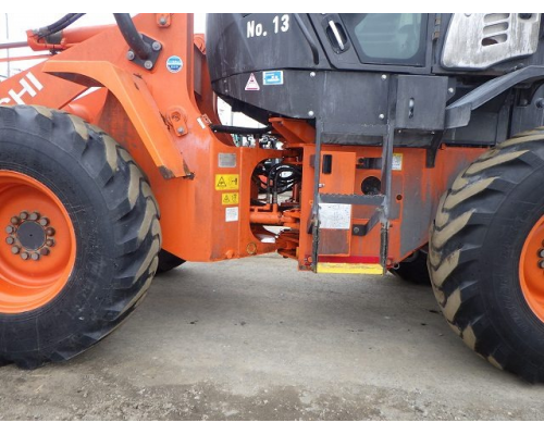HITACHI ZW100-6