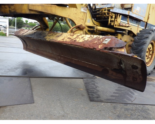 KOMATSU GD405A-2