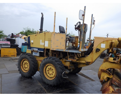 KOMATSU GD405A-2