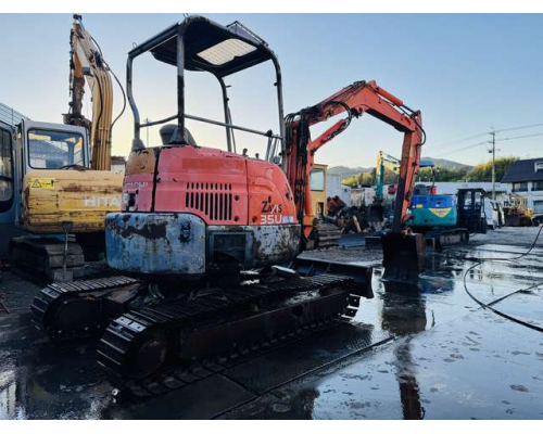 HITACHI ZX35U