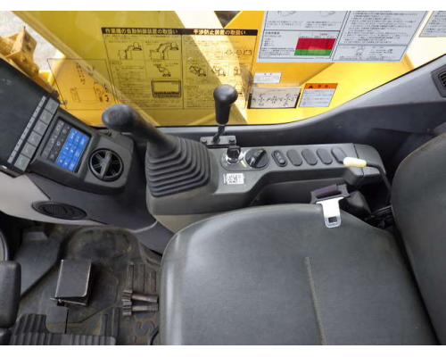 KOMATSU PC78UU-10