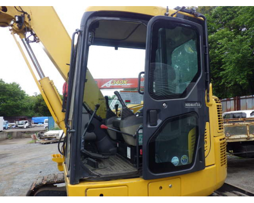 KOMATSU PC78UU-10