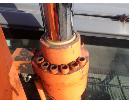 HITACHI ZX200-3