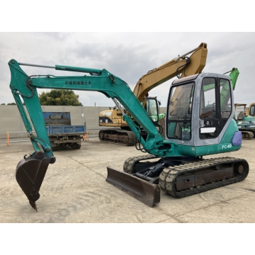 KOMATSU PC40-7