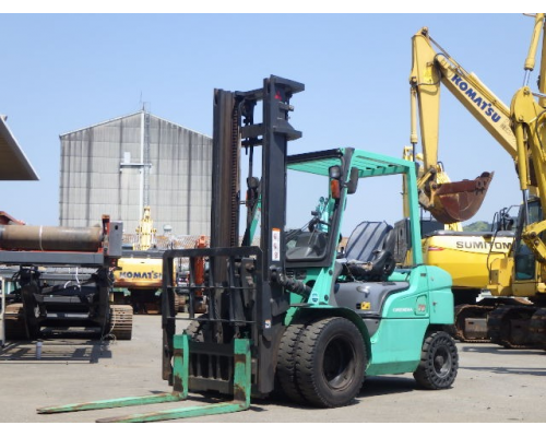 MITSUBISHI FDE30T