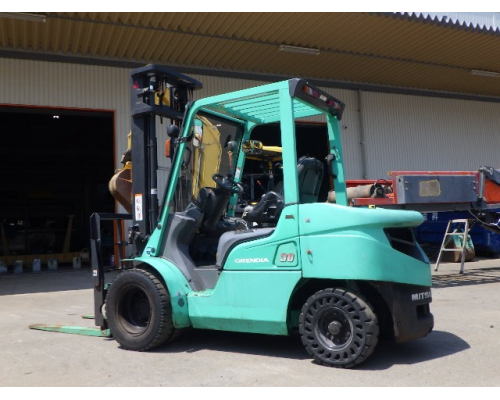 MITSUBISHI FDE30T