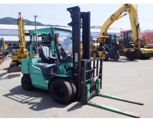 MITSUBISHI FDE30T