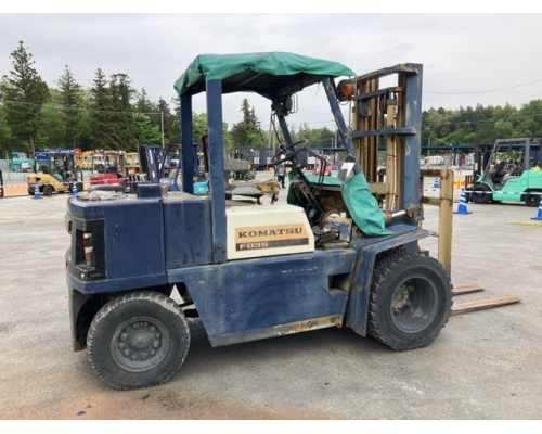KOMATSU FD35-4