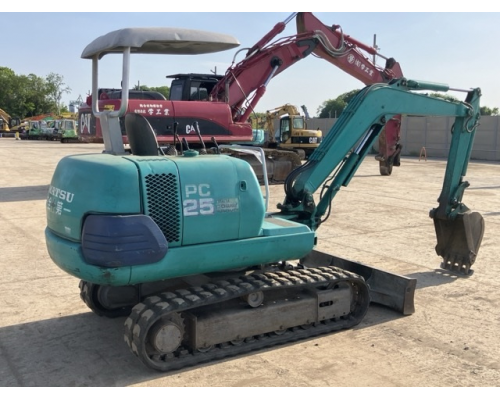 KOMATSU PC25-1