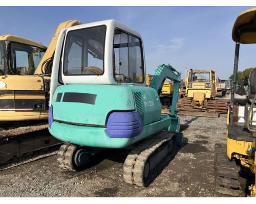 KOMATSU PC25-1
