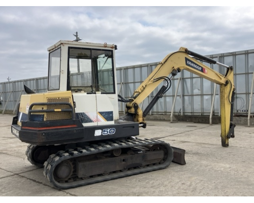 YANMAR B50