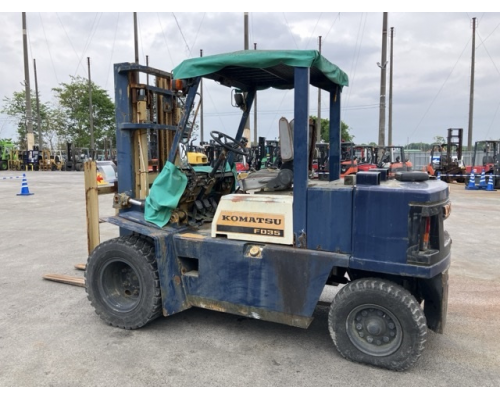 KOMATSU FD35-4