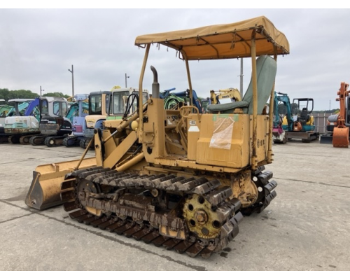 KOMATSU D20Q-5